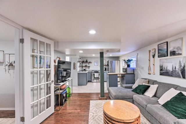 Chic Queen Anne Cottage Walk to Restaurants! - Seattle