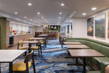 費爾菲爾德肯尼迪機場萬豪酒店