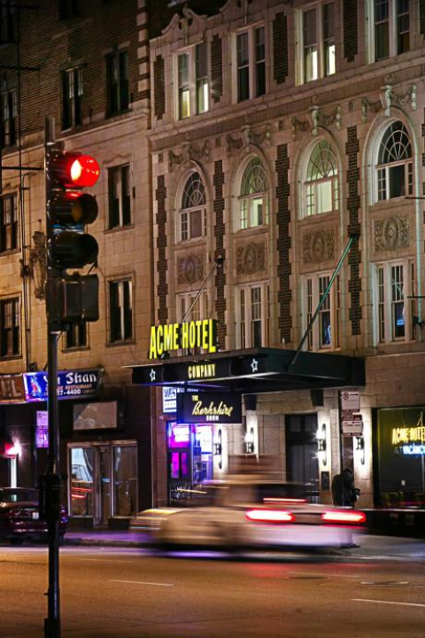 ACME Hotel Chicago, Outset Collection by Hilton - Chicago