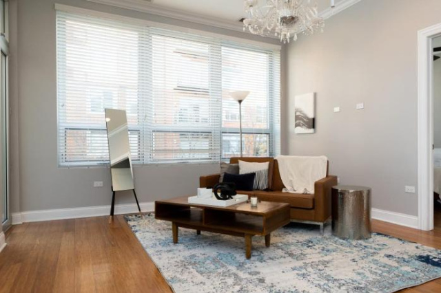 Modern River West 2BR with W&D by Zencity - 芝加哥