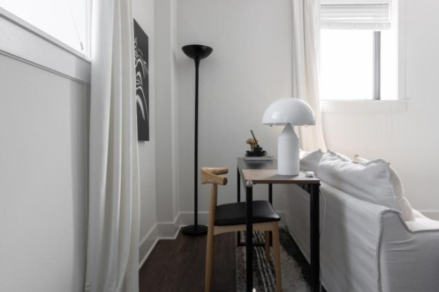 Debonair HP Studio with Lake View by Zencity - Chicago
