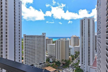 Waikiki Banyan #2608-T2