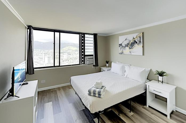 Hawaiian Monarch 3707B condo - Honolulu