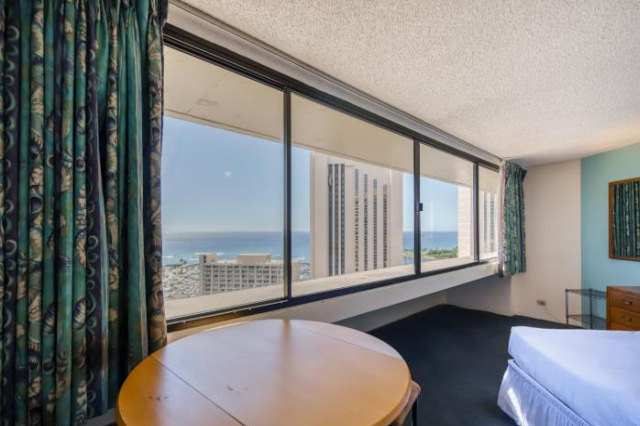 Marina Tower 2904 - Honolulu