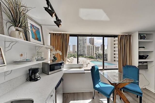 Hawaiian Monarch 805 Condo - Honolulu