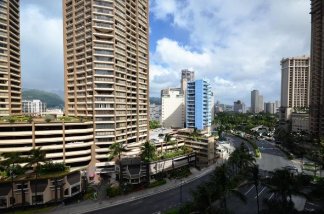 IH909 Waikiki 1777 Ala Moana Blvd Honolulu - Honolulu