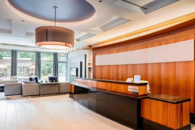Courtyard by Marriott Boston Brookline - Boston