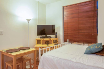 Downtown Studio Apt, near Grocery and hospitals