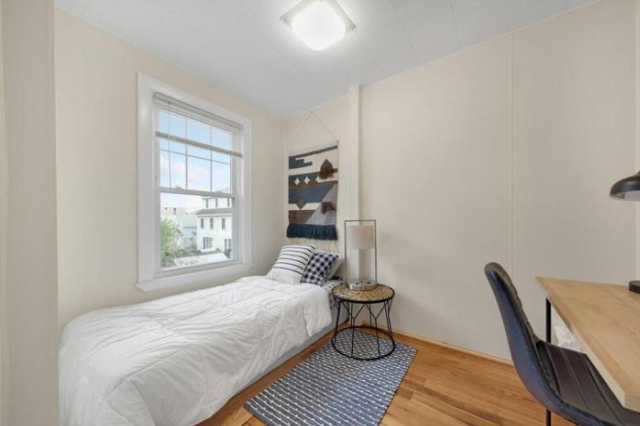 Bright & Spacious 5BD 2BTH Shared Apt in Brighton - 波士頓