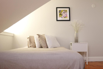 Downtown Beacon Hill, Convenient, Comfy Studio #14