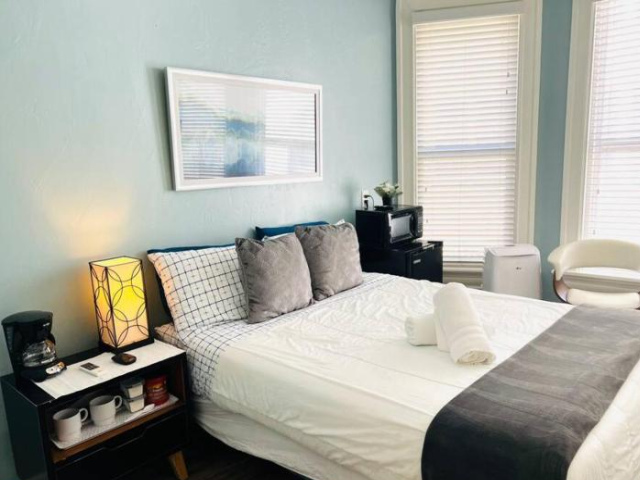 Modern Studio for Two San Diego Downtown Perfect for Travelers and Couples Gaslamp - San Diego