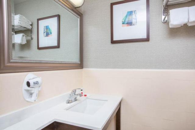 Baymont by Wyndham San Diego Downtown - San Diego