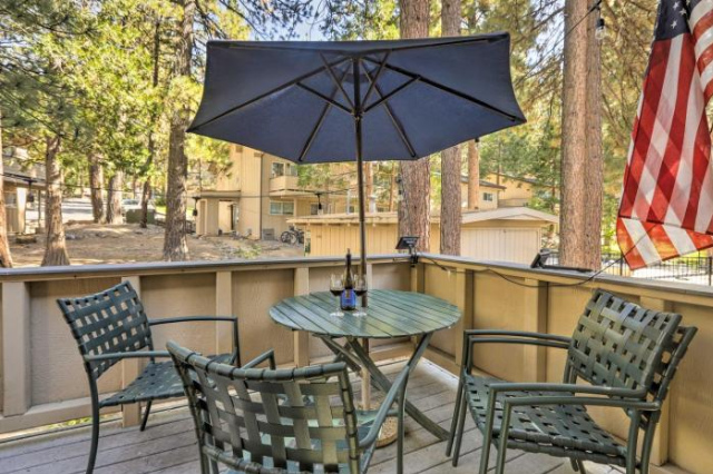 Cozy Incline Village Condo about 1 Mi to Skiing! - Nevada