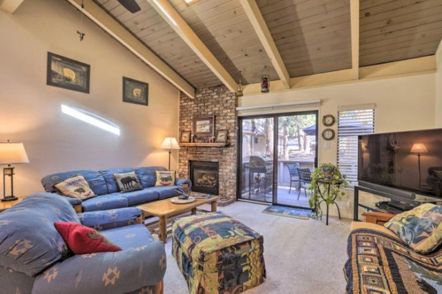 Cozy Incline Village Condo about 1 Mi to Skiing! - Nevada