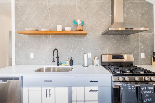 Stylish 2-Bedroom walking distance to Downtown - 內華達州