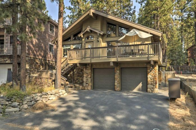 Zephyr Cove Escape with Deck - Steps to Beach! - Nevada