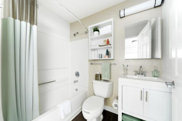 InTown Suites Extended Stay Louisville KY - Wattbourne Lane