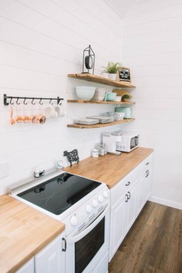 New Tiny Home on 250 Acre Dairy Farm Near Ark