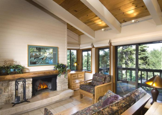 Tahoe Granlibakken Hotel - California