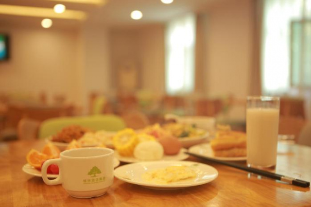 GreenTree Inn Shanghai Hongqiao Airport Apartment Hotel - Shanghai
