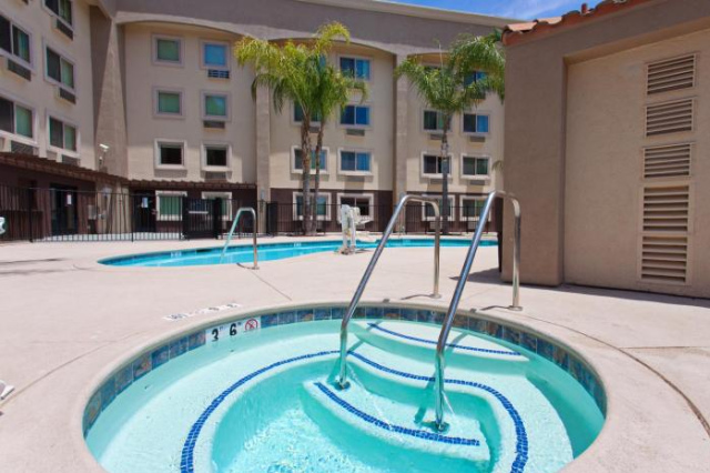 Holiday Inn Express Colton - California