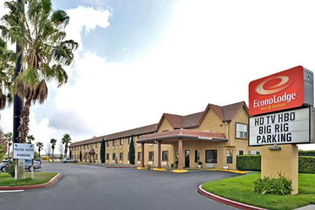 Econo Lodge Inn & Suites Corning - California