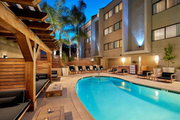 Anza - Calabasas Hotel