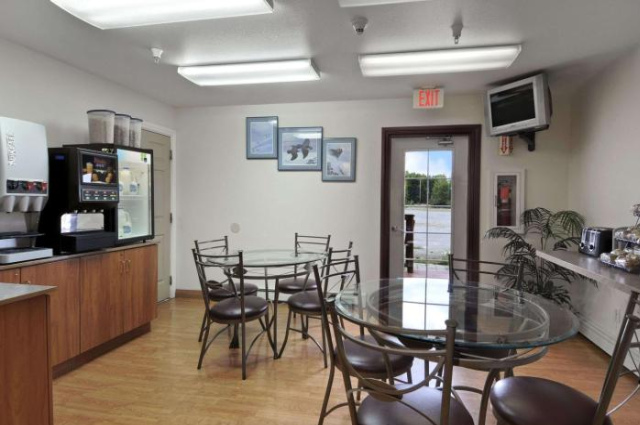 Eagle River Microtel - Alaska