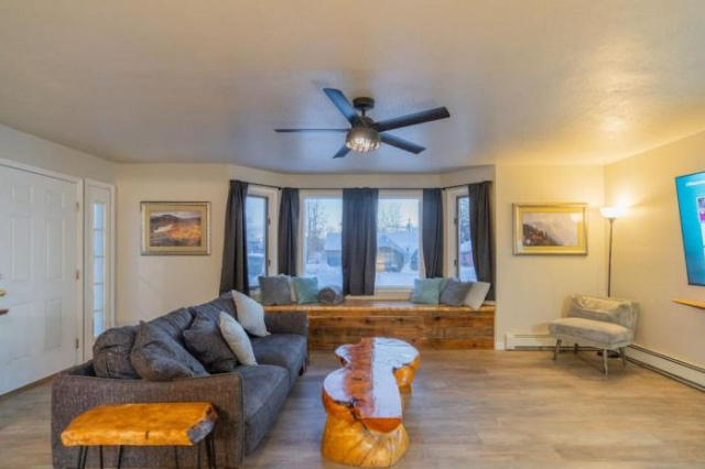 The Southern Driftwood Inn 3 0 - Alaska