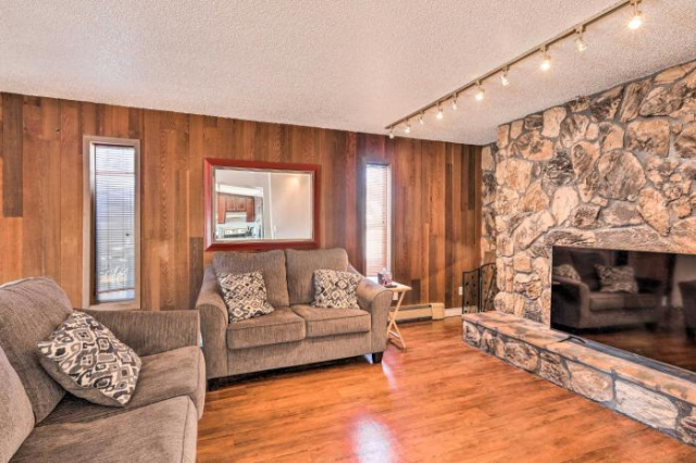 Cozy Fairbanks Condo Less Than 3 Mi to Golden Heart! - Alaska