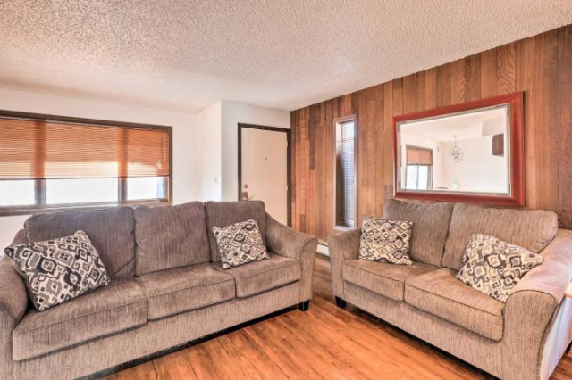 Cozy Fairbanks Condo Less Than 3 Mi to Golden Heart! - Alaska