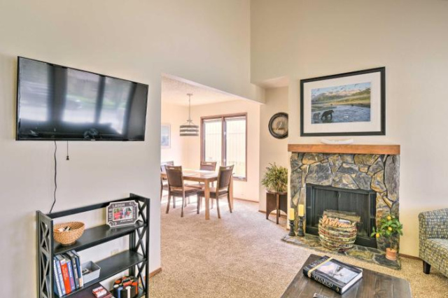 Modern Anchorage Townhome 8 Mi to Downtown! - 阿拉斯加州