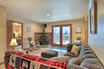 Spacious Wasilla Home - 3 Mi to Downtown!