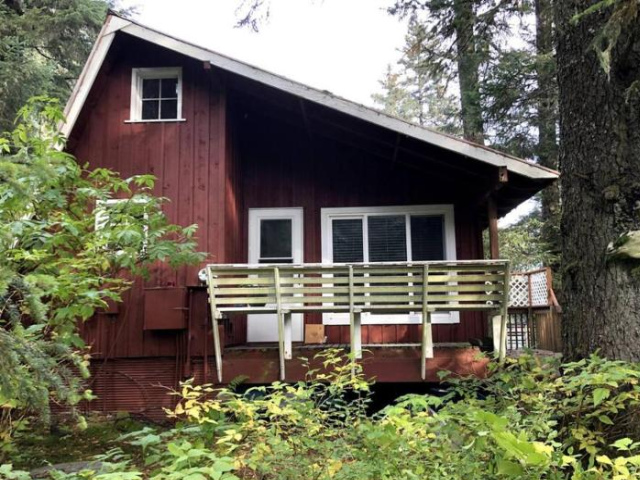 THE SHORELINE CABIN - Alaska