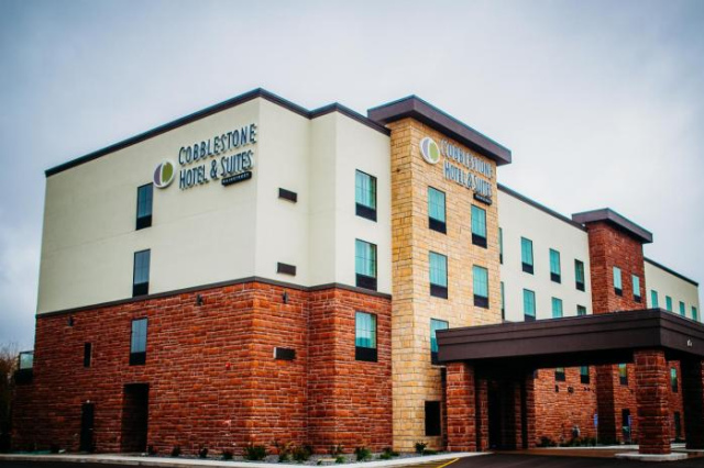 Cobblestone Hotel & Suites International Falls - 明尼蘇達州