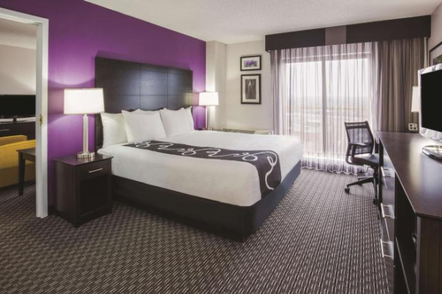 La Quinta by Wyndham Minneapolis Bloomington W - FREE AIRPORT SHUTTLE - Minnesota