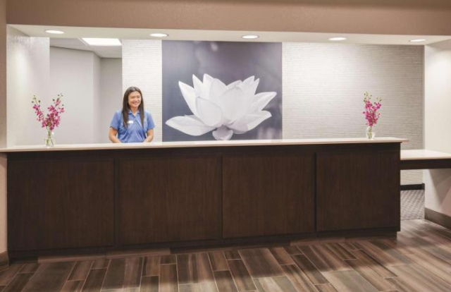La Quinta by Wyndham Minneapolis Bloomington W - FREE AIRPORT SHUTTLE - Minnesota