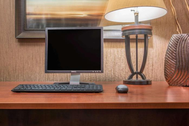 Super 8 by Wyndham Bloomington/Airport - Minnesota