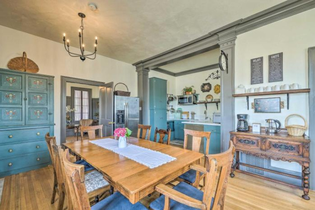 Elegant, Historical Santa Ana Home with Gardens - 安納海姆