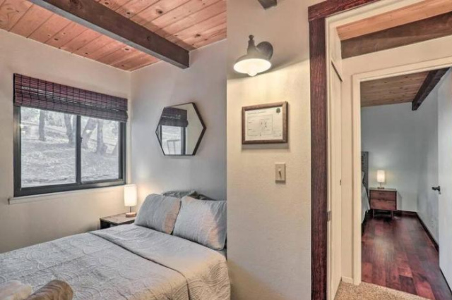 NEW! Peaceful Oak Haven Cabin near Yosemite - Monterey