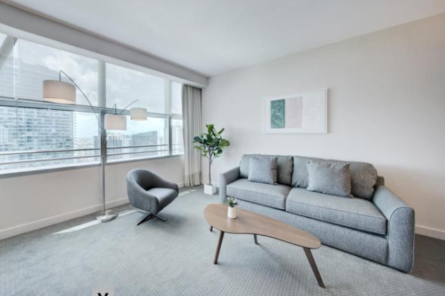 Conrad Miami Suites by Vesper - Flagstaff