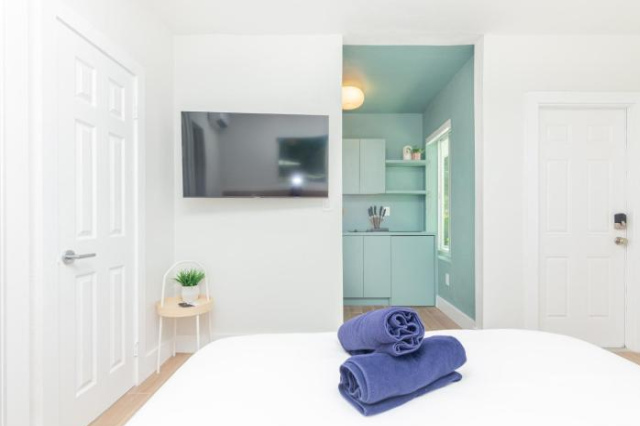 Newly Renovated Stylish Studio in El Portal #2 - Flagstaff
