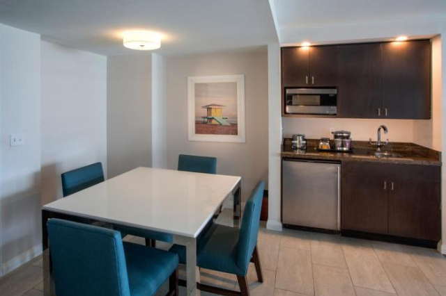 DoubleTree Resort Hollywood Beach - Carmel