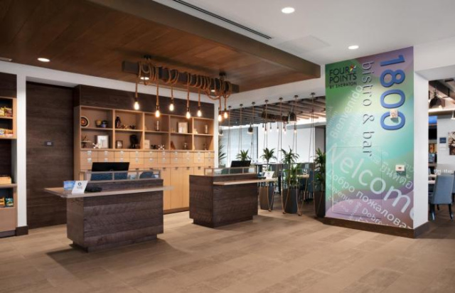 福朋喜來登酒店- 勞德代爾堡機場/郵輪港口 - 卡梅爾