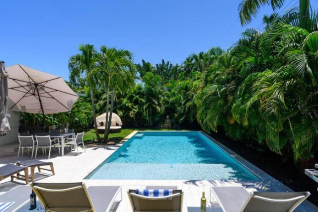 Paradise Home 3 BR with Heated Pool close to Beach - Carmel