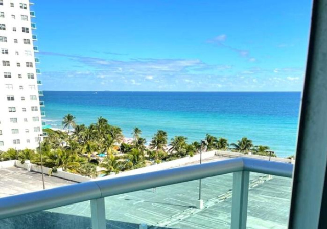 The Tides on Miami Hollywood Ocean View Apartments 1B - Carmel