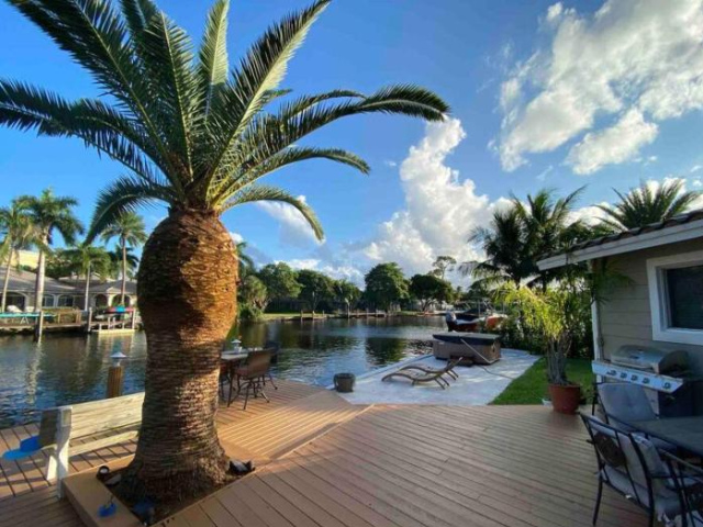 Private Waterfront Oasis in Fort Lauderdale - Carmel