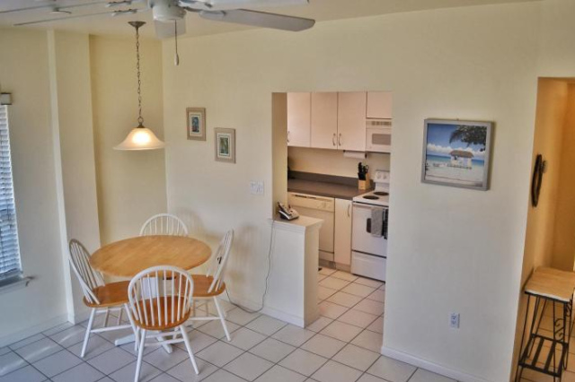 Fort Lauderdale Yacht and Beach Club 416 - Carmel