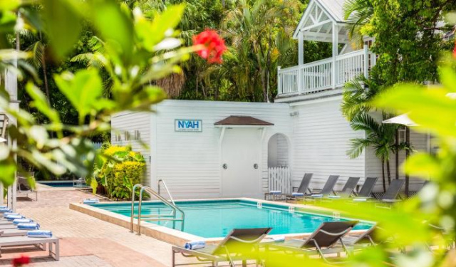 Nia Bed and Breakfast - Adults Only - Page
