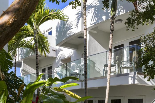 Santa Maria Suites Resort - Page